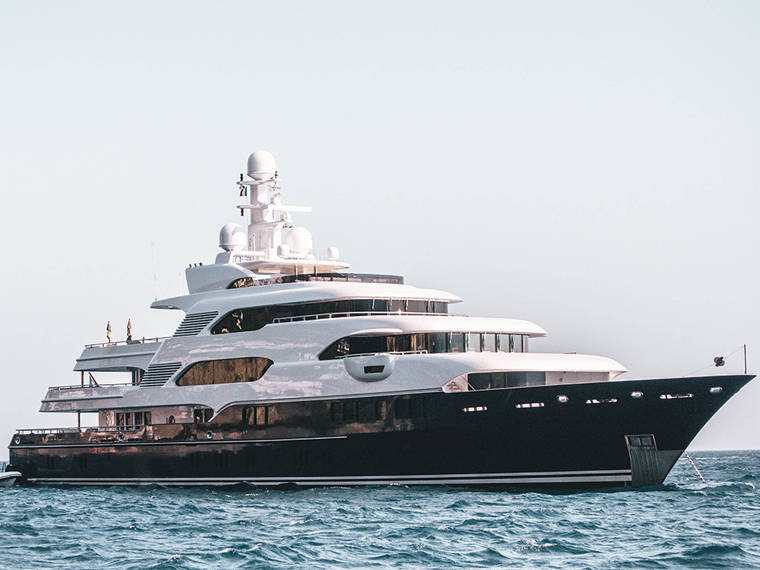Alison Classic Yacht Charter